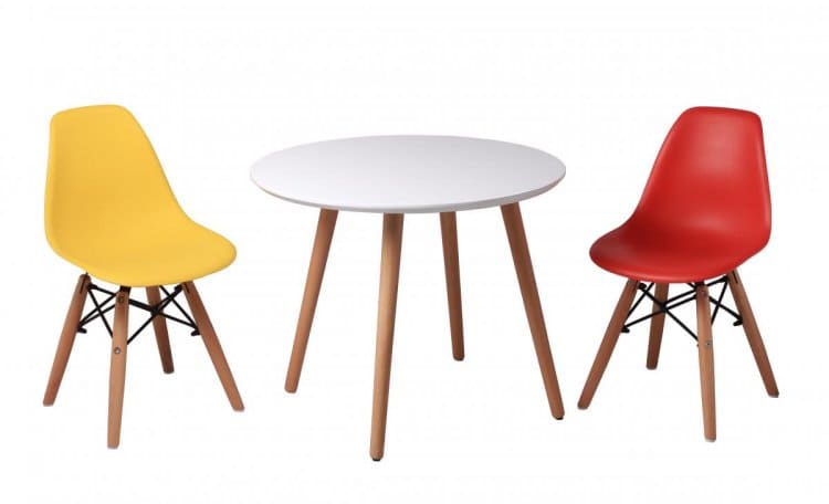 100% Oak Lilly Round Table
